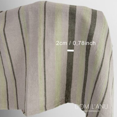 Zloženie: 52% linen - 48% cotton