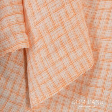 Farba: oranžová a sivobiela